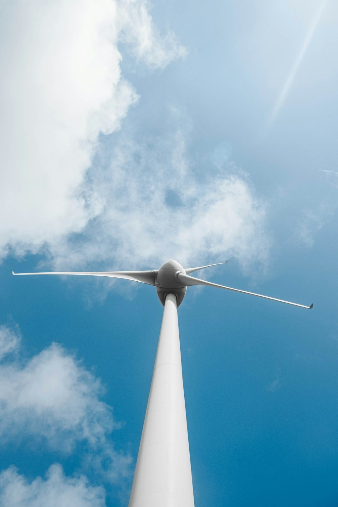 Brooklyn Wind Turbine in Wellington, New Zealand. https://seth.nz